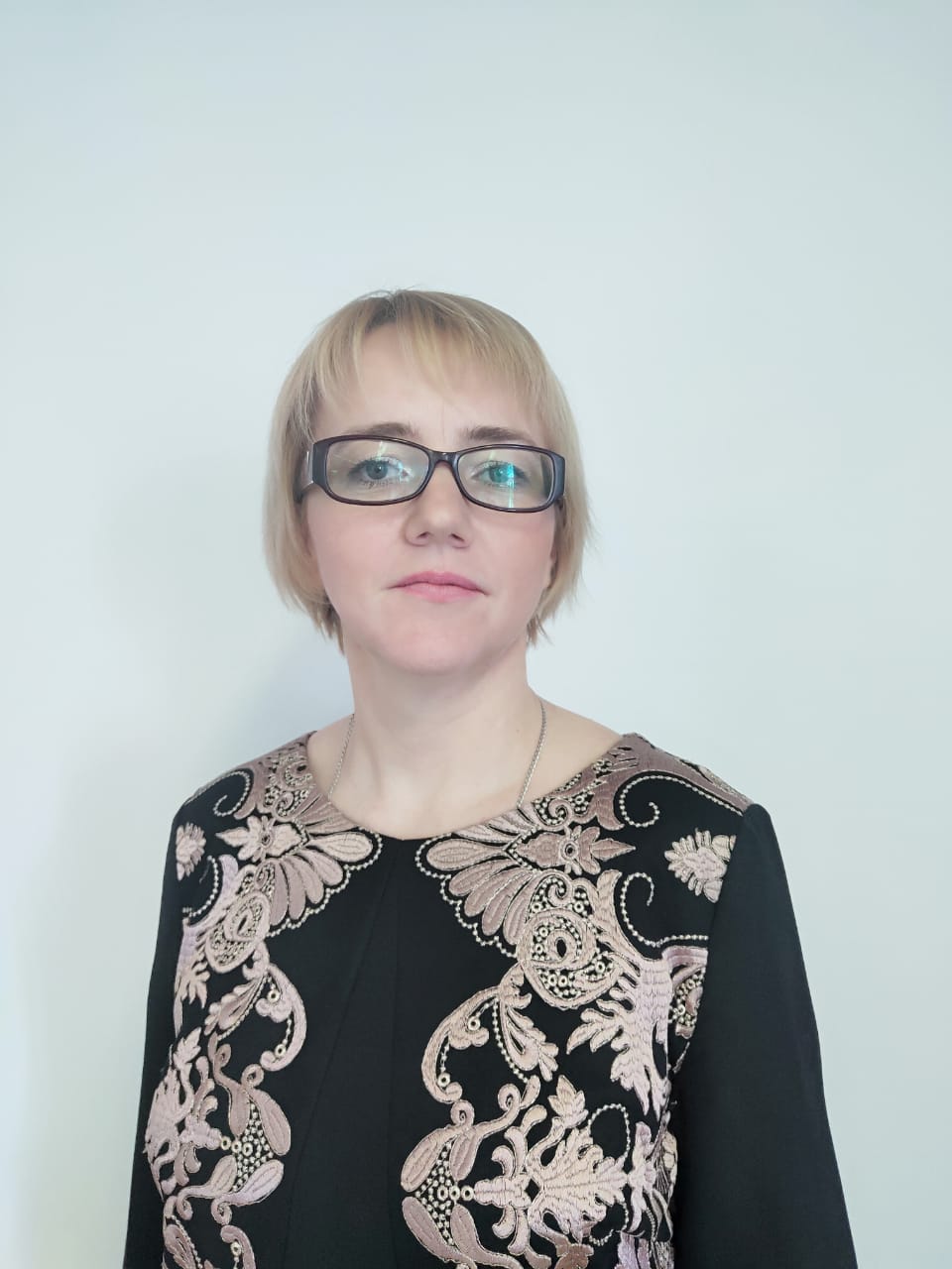 Ухова Юлия Александровна.